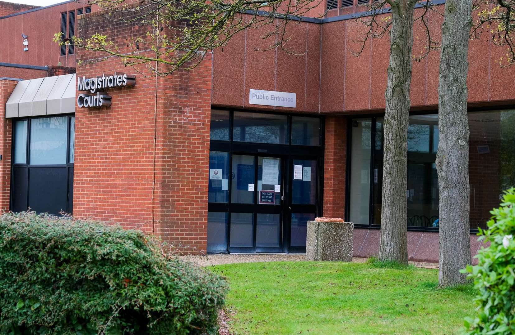 Reading Magistrates Courts