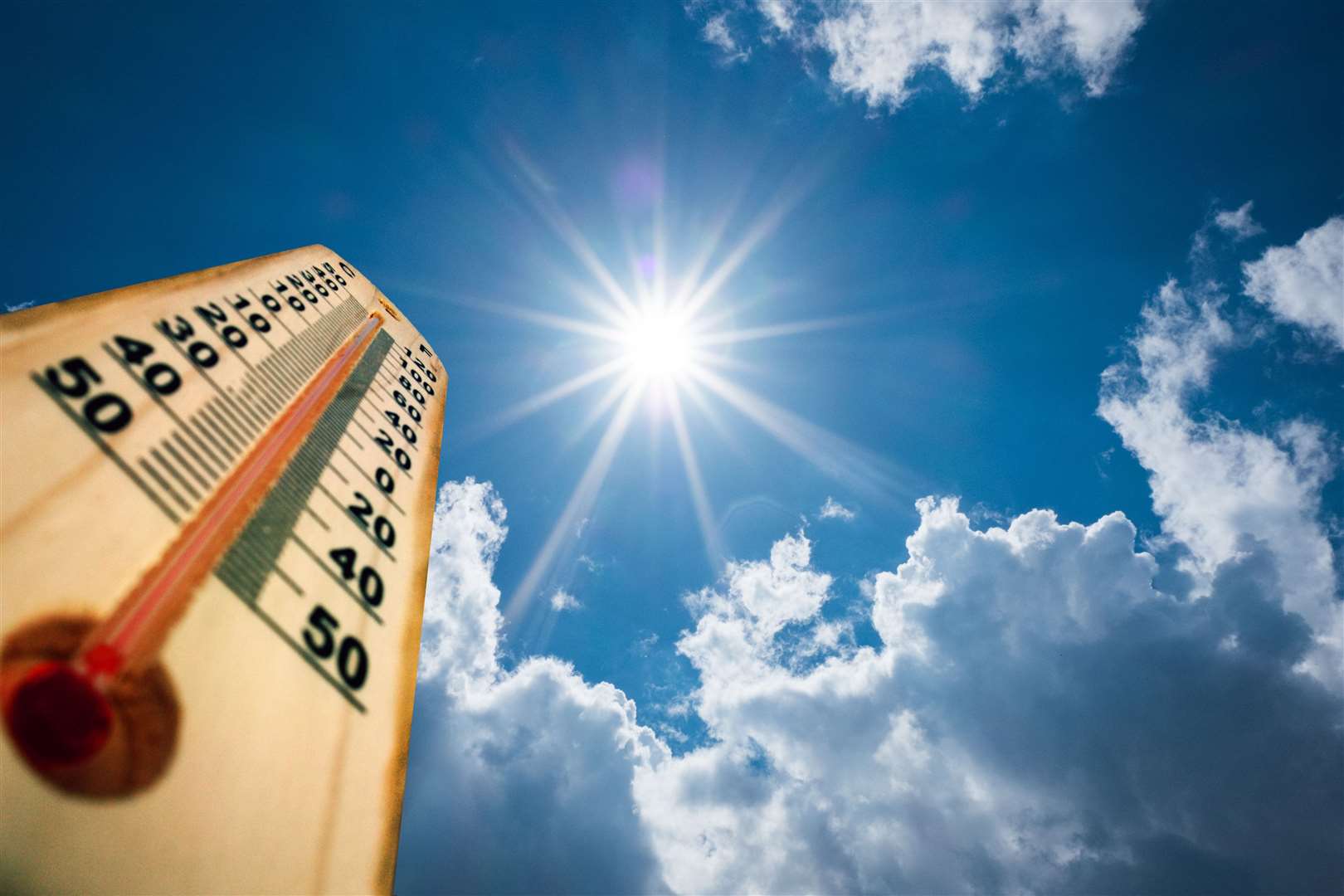 The Met Office says temperatures could hit 34ºC by Friday