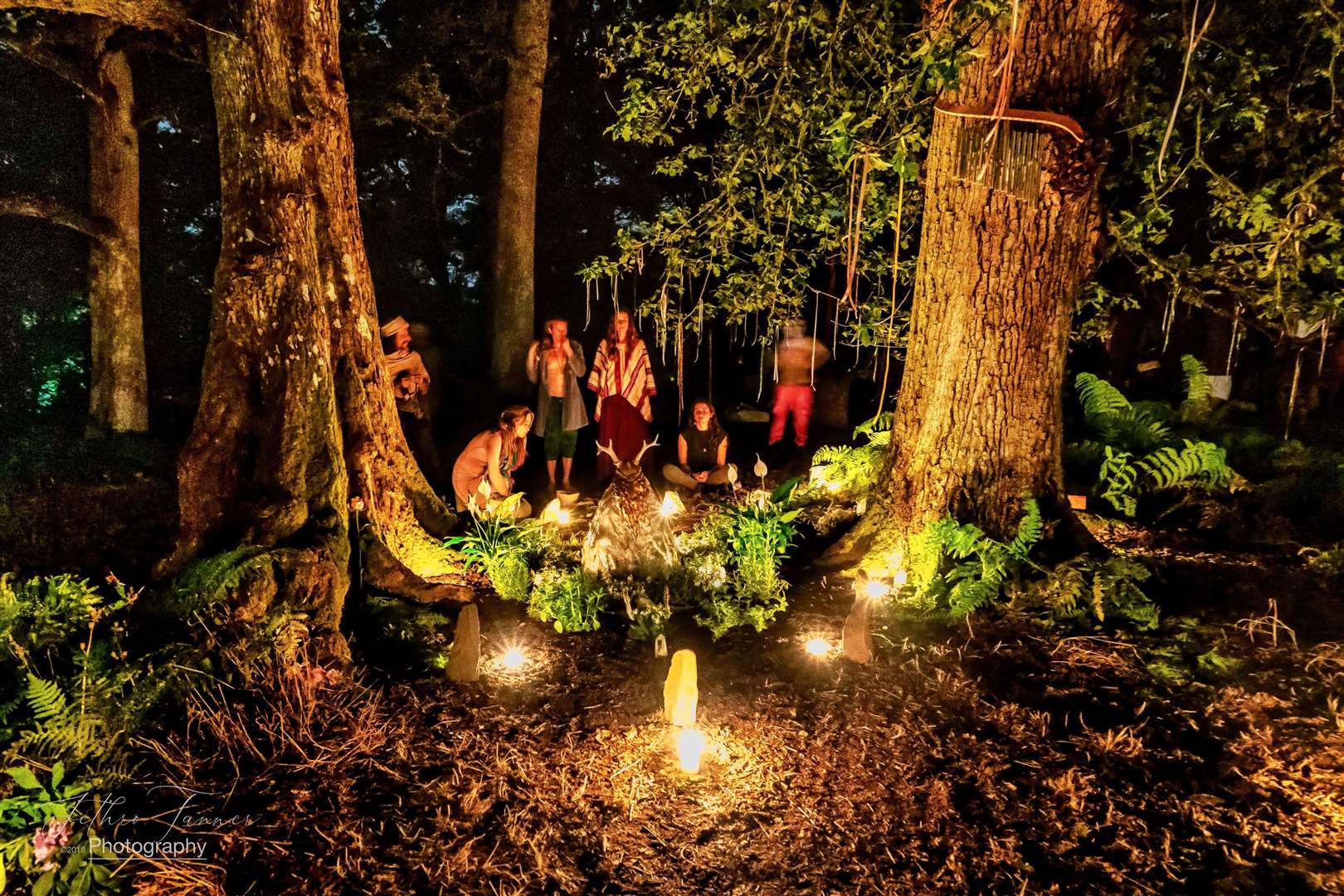 Altar, picture Jethro Tanner