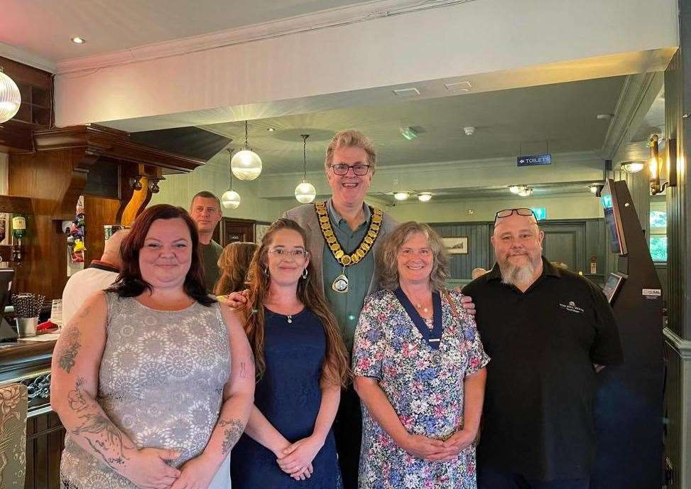Mill House Pub in Thatcham reopens