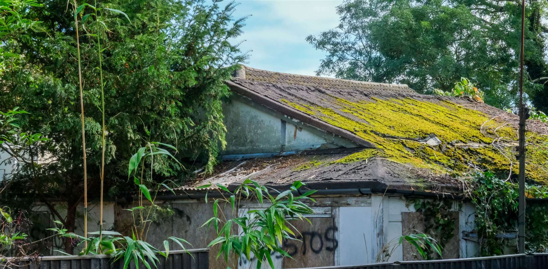 Further damage to the property risks exposing any asbestos inside
