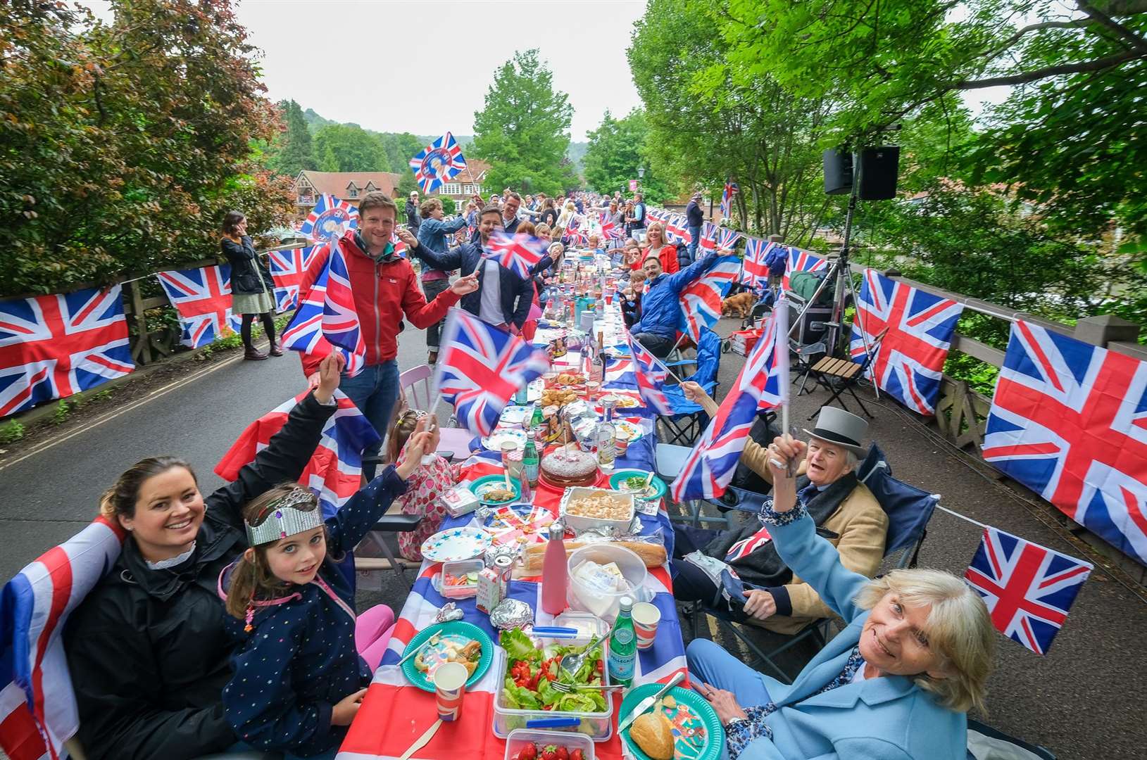 Streatley and Goring Street Party. (57101143)