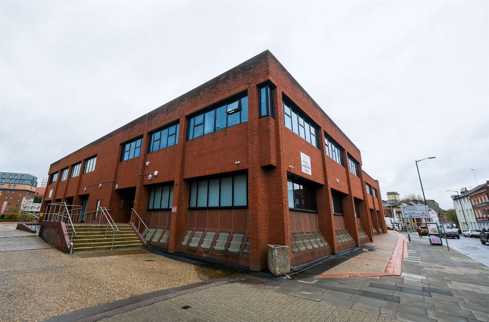 Reading Magistrates Courts