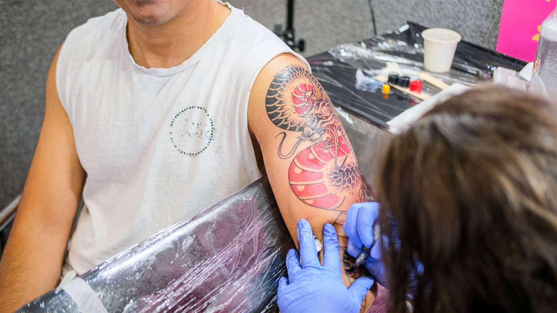 Tattoo convention - Tattoo artist Maddie Cade