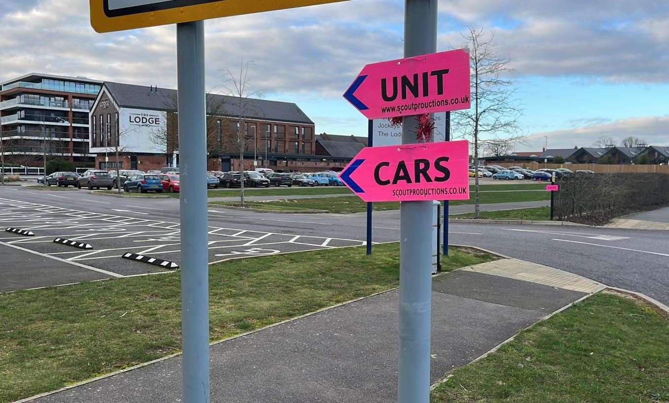 Unit Base and crew parking at Newbury Racecourse
