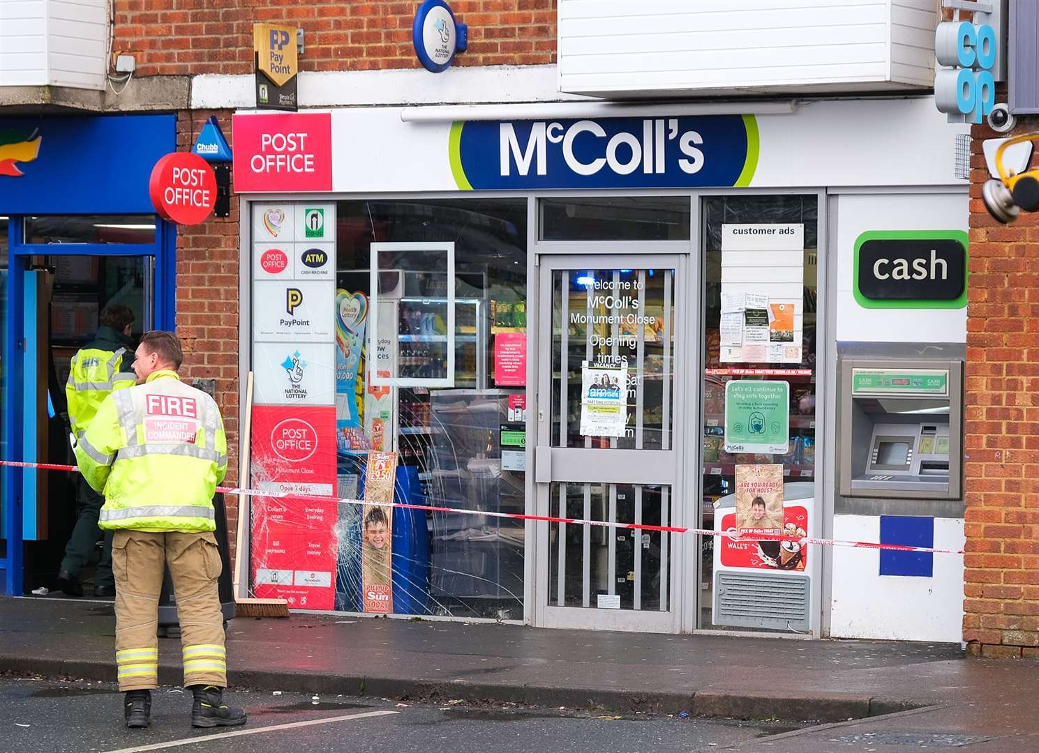 The scence outside McColl's in Wash Common this morning. Ref: 01-1721.