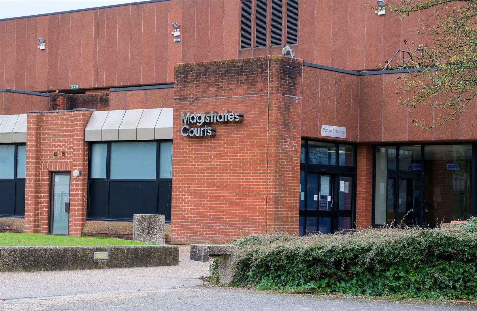 Reading Magistrates Courts