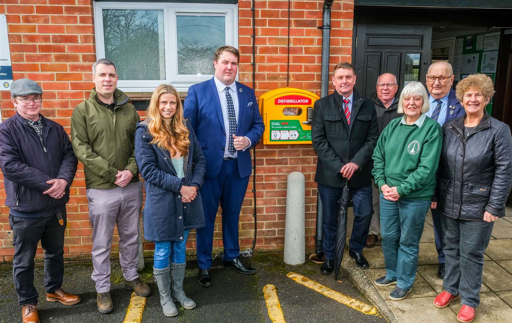 New defibrillator installed at Thatcham Memorial Hall