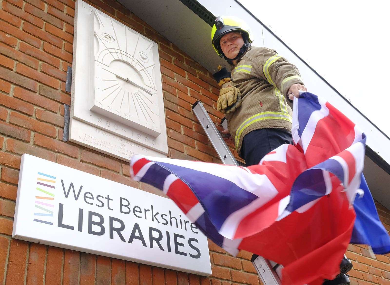 New Sun Dial after one on Fire Station donated by Twin Town was unrepairable! Unveiled by Jason Nash ( Firefighter). (57031129)
