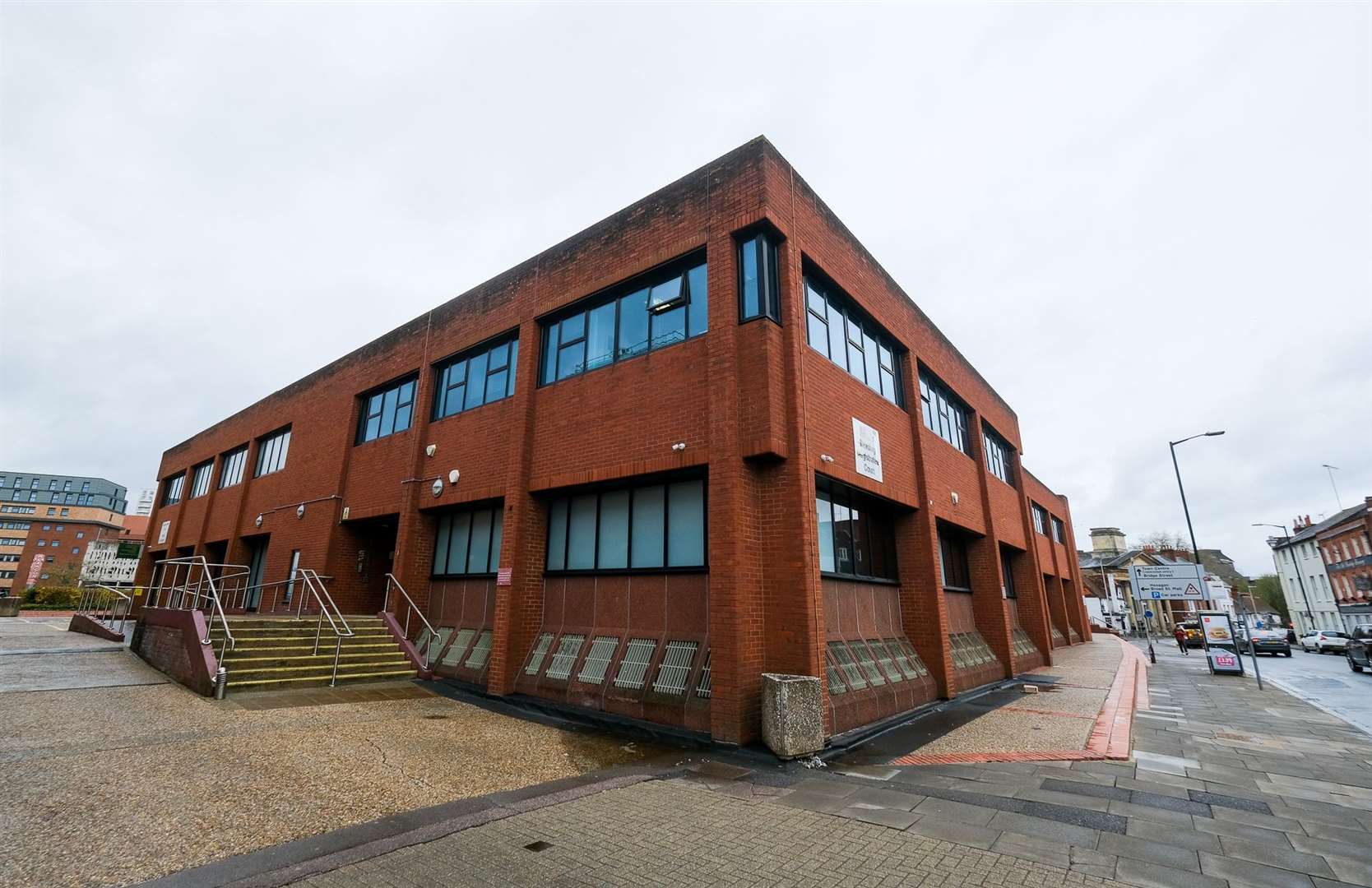 Reading Magistrates Courts