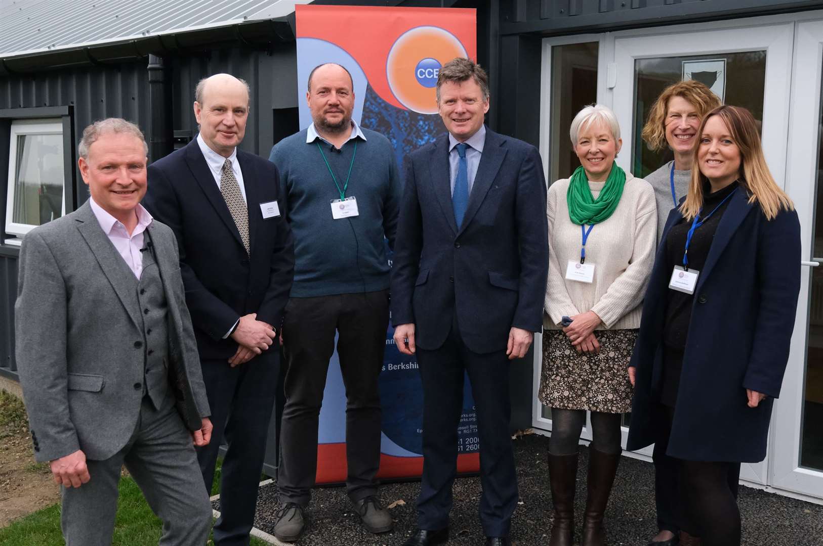 Richard Quinton, John Brims, Tim Parry, Richard Benyon, Kate Mead, Helen Dean and Gemma Matthews. Ref: 03-1222.