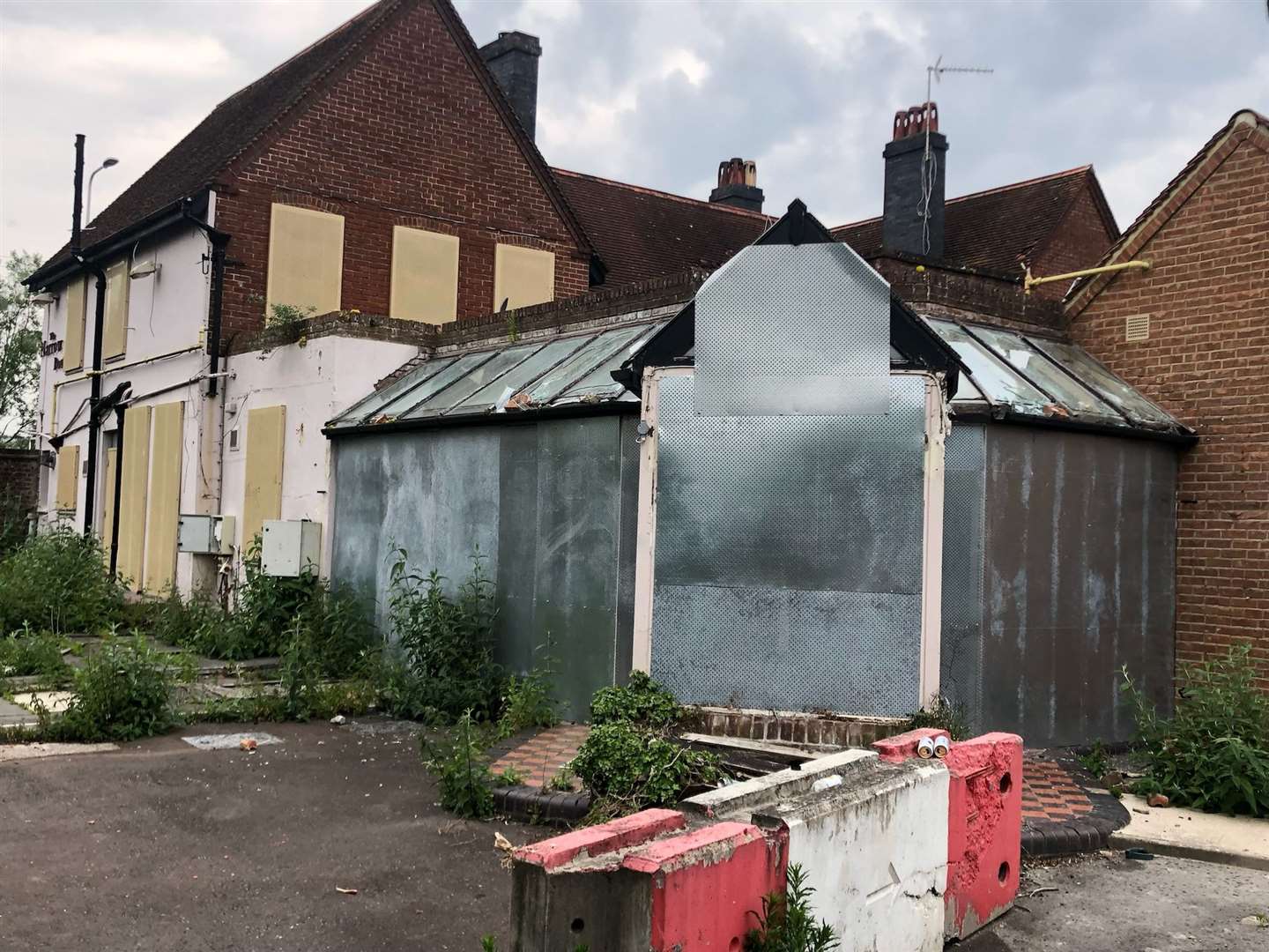 The Narrowboat in June 2019. Pic by Paul Worsley, West Berkshire CAMRA