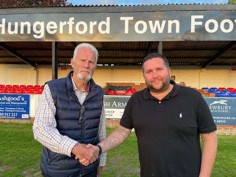 Boss Danny Robinson with new chairman Alan O’Donohue. Picture by John Smyth