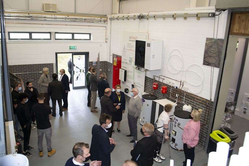 Renewables centre opens at Newbury College (52581706)