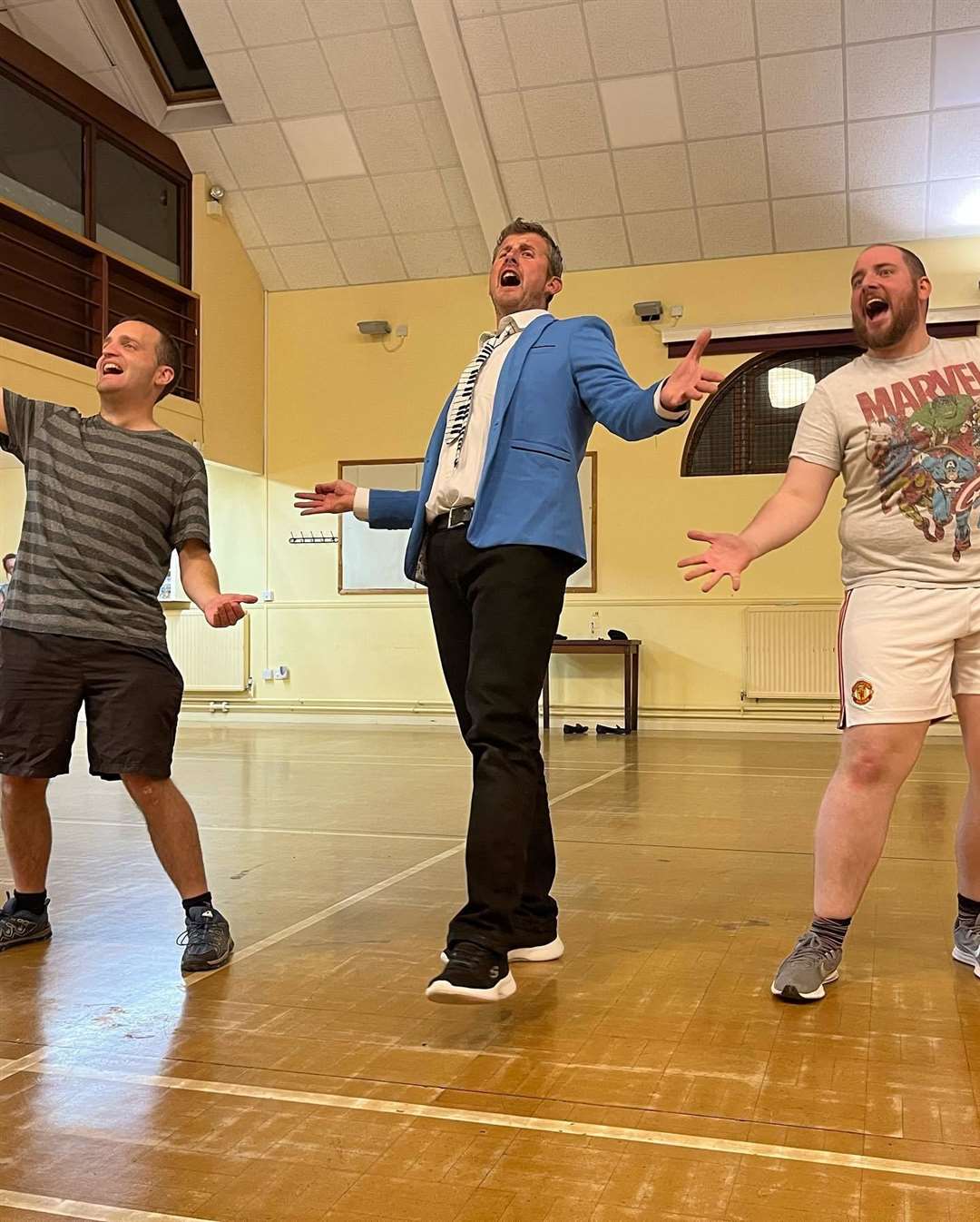 Nomads rehearse The Wedding Singer