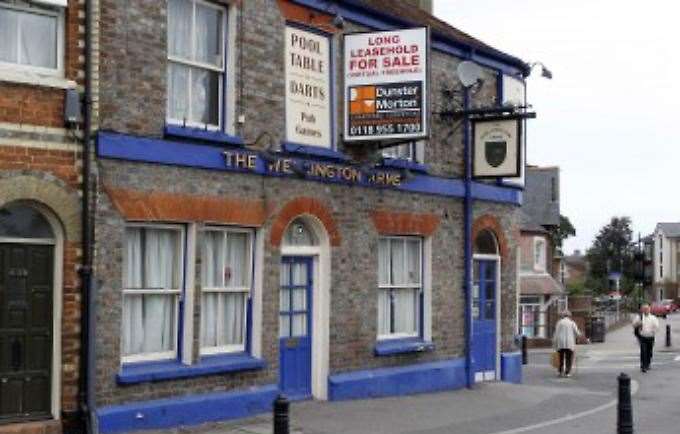 The Wellington Arms. Pic by Paul Worsley, West Berkshire CAMRA