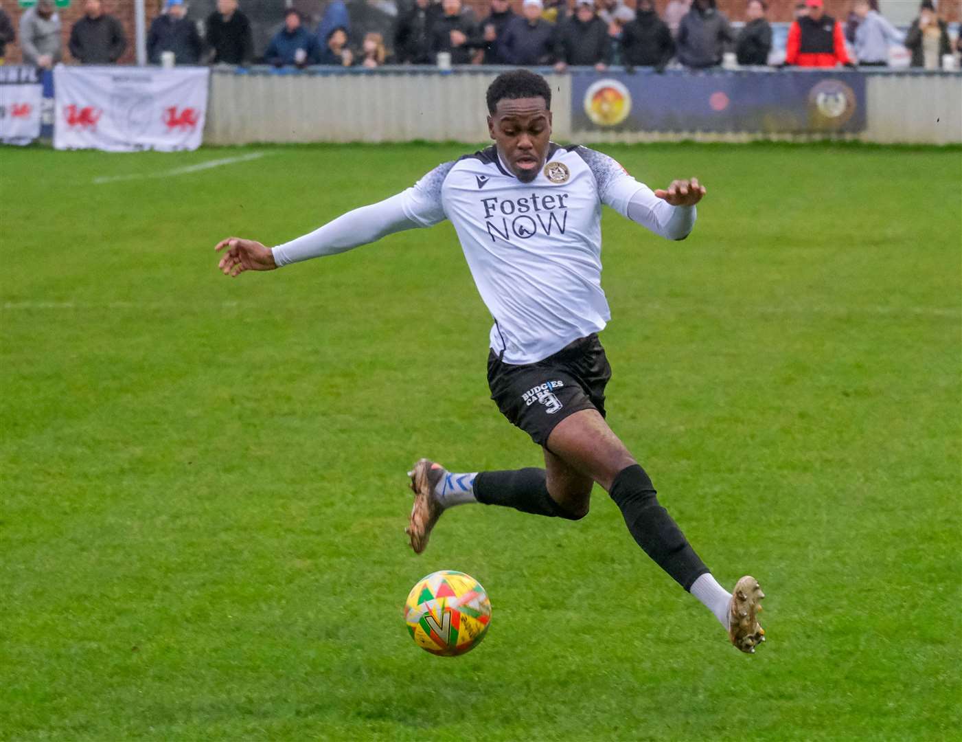 Full-back Ramarni Medford-Smith makes one of his trademark forays into the opposition half