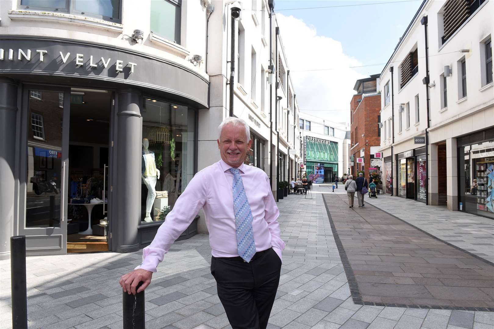 Nick Carter, Chief Exec, Last Week in Job....Ref: 31-1621. (49890120)