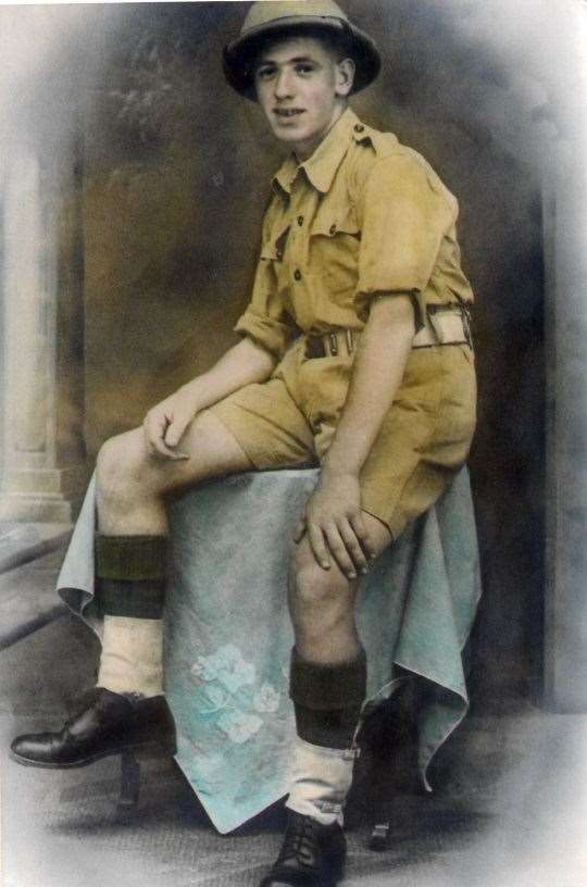 Jack Carter in 1943 in Deolali, India (56897570)