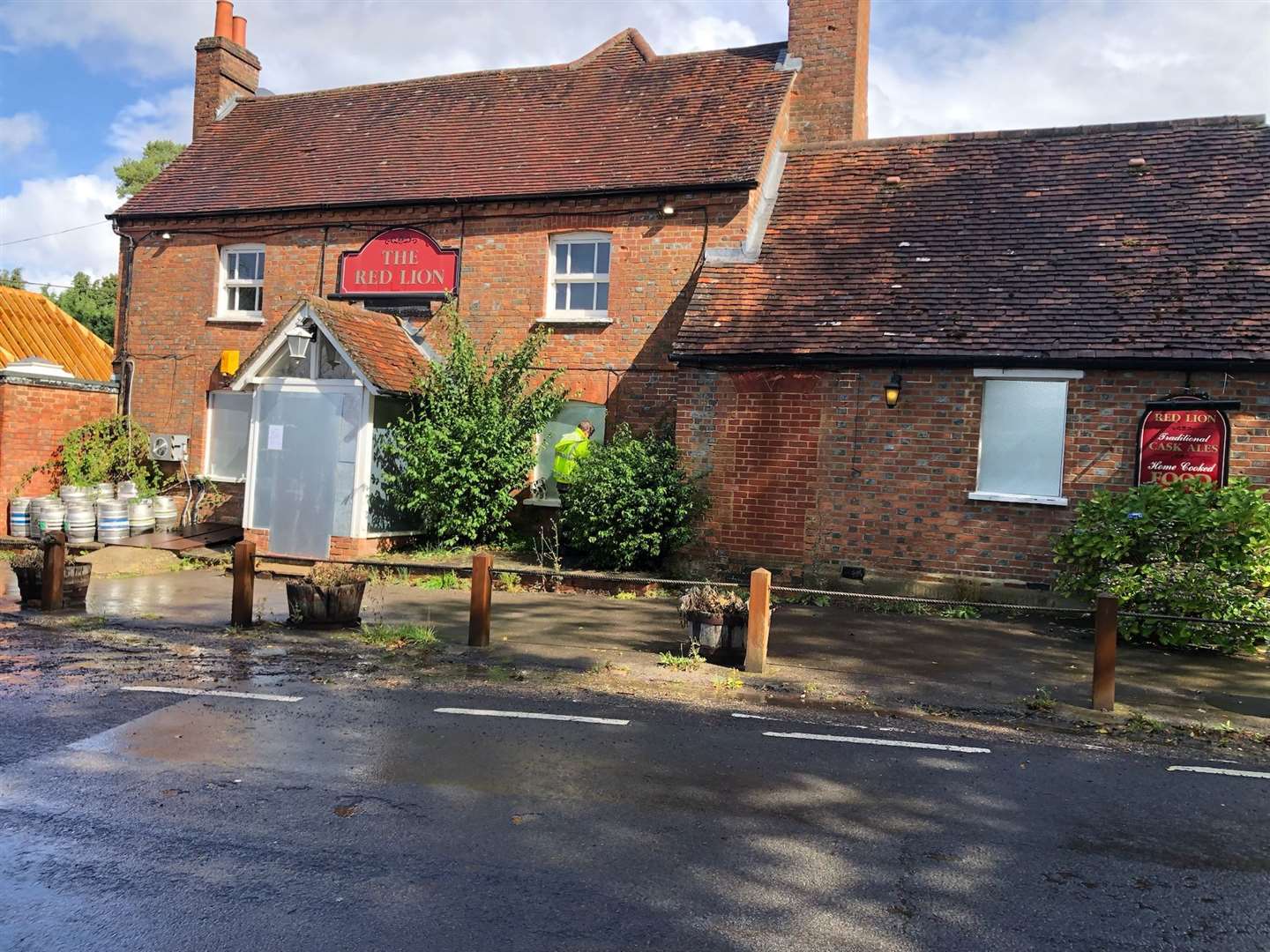 The Red Lion in Upper Basildon in September 2022. Pic by Paul Worsley, West Berkshire CAMRA