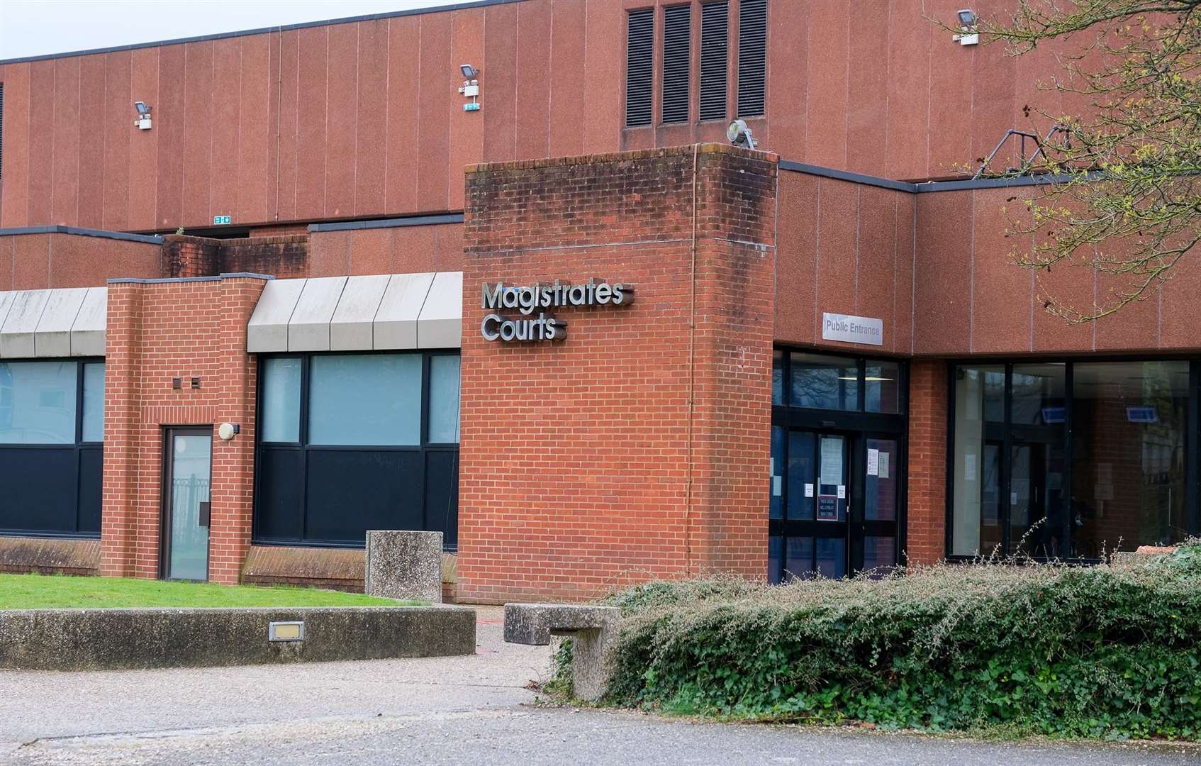 Reading Magistrates Courts