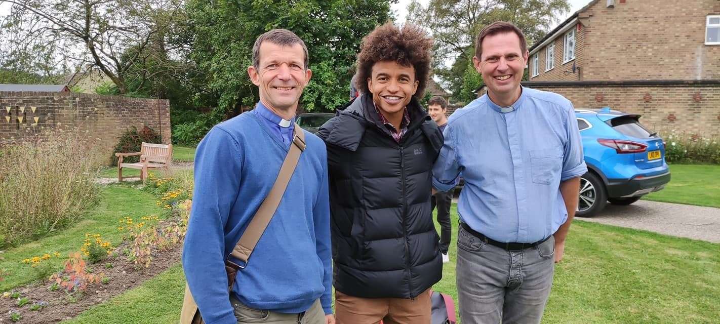 (L-R) The Rev Richard Harlow, rector of Tadley with Pamber Heath and Silchester, BBC presenter Radzi Chinyanganya, and Minister Reverend Steve McKay of St Mary’s Church (51346255)