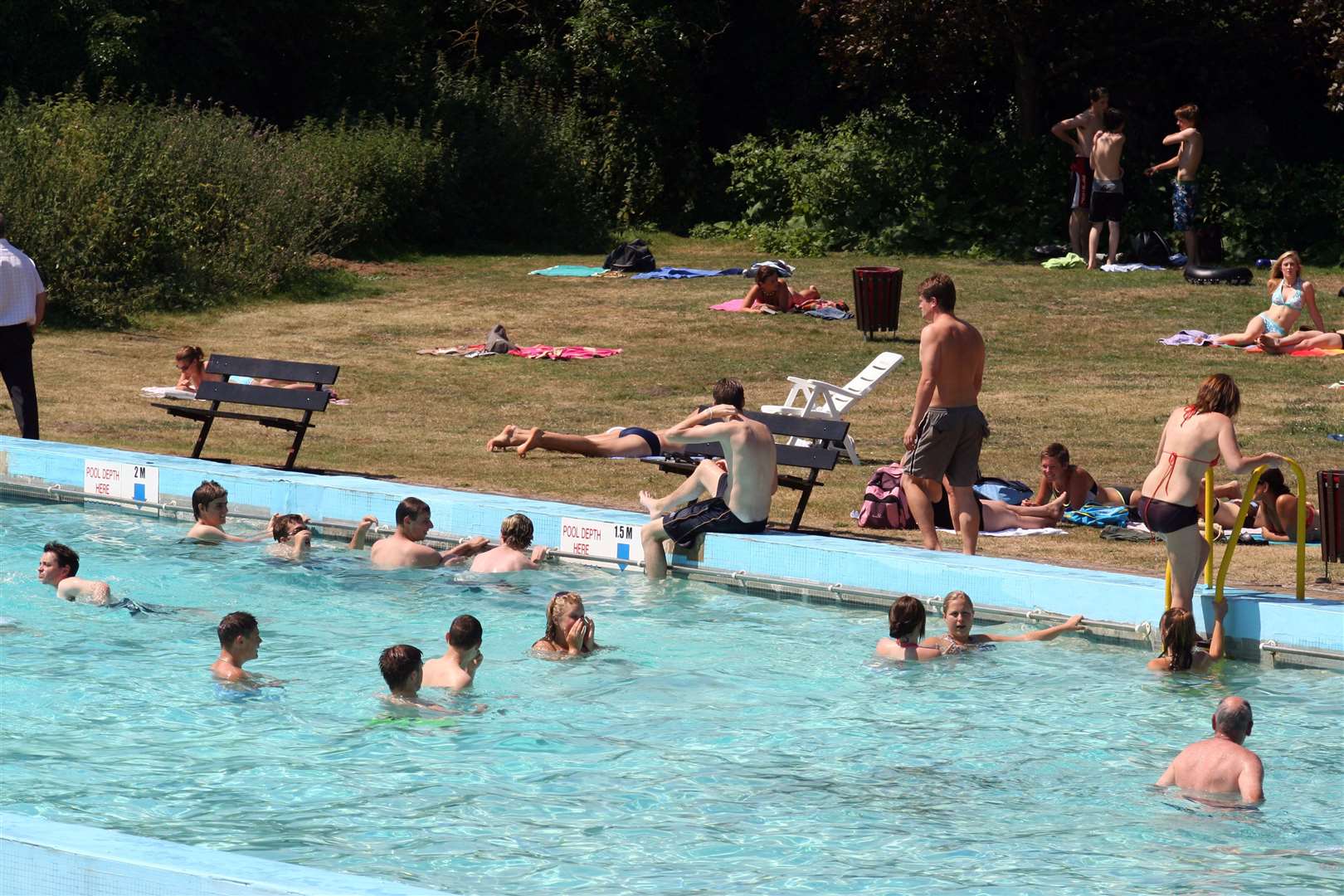 Northcroft outdoor pool 2006