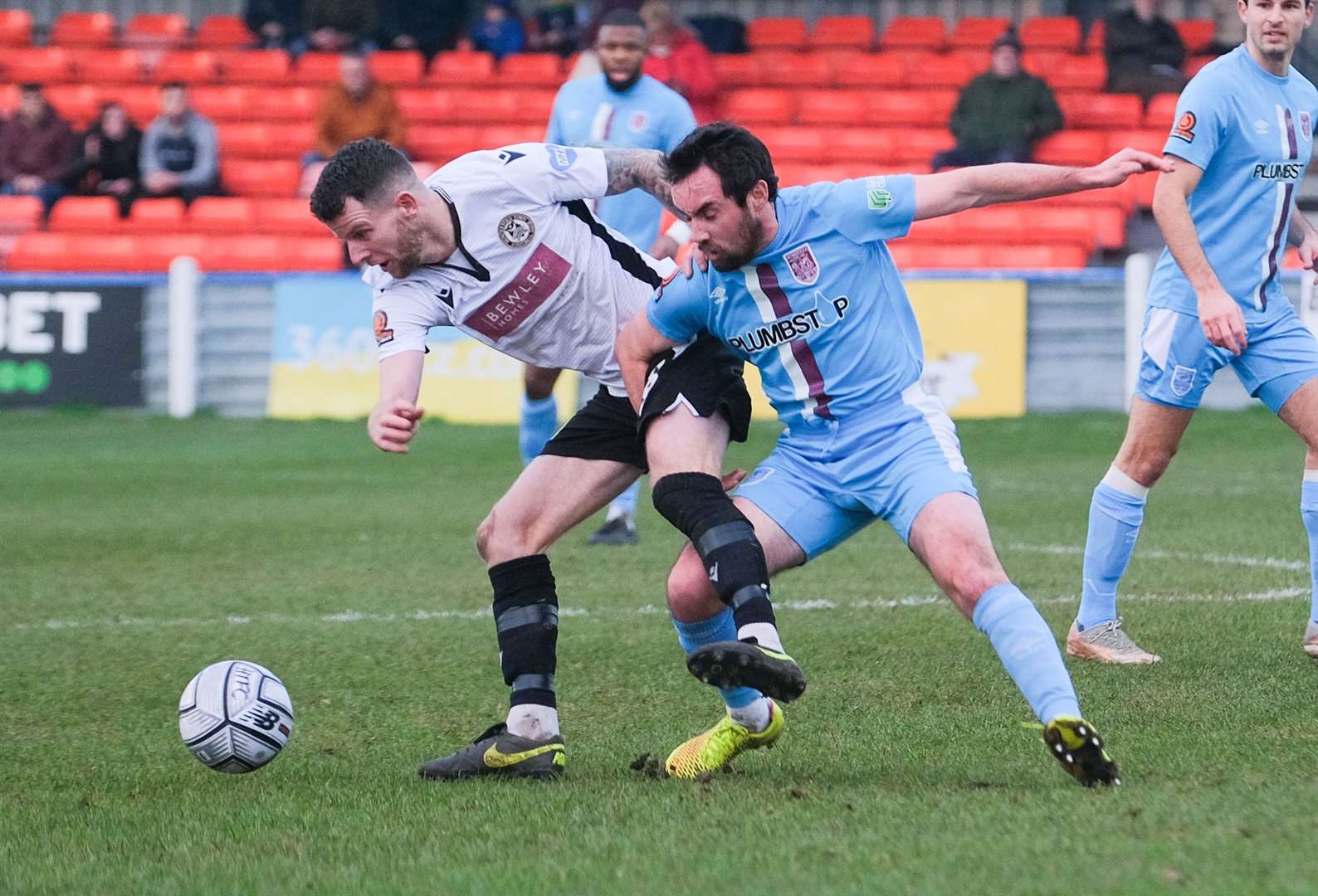 Callum Willmoth battles in midfield for Hungerford