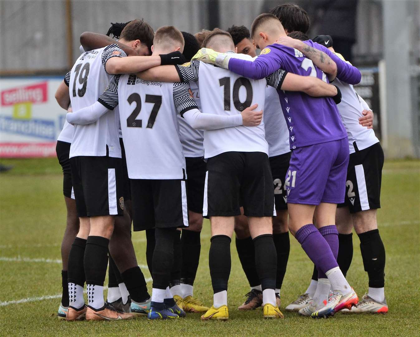 Disappointment for Hungerford – but hope remains in the battle for survival