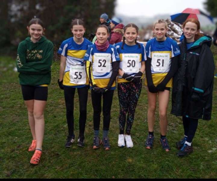 Team Kennet's under-13 girls team