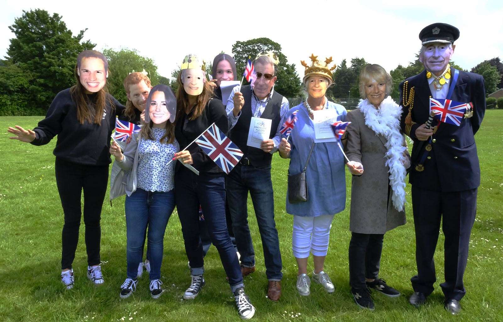 Royals ready to go! Kingsclere Players.. (57096553)
