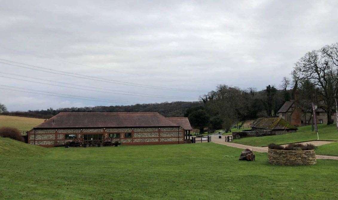 Tomb Farm, Ashampstead. (46492922)