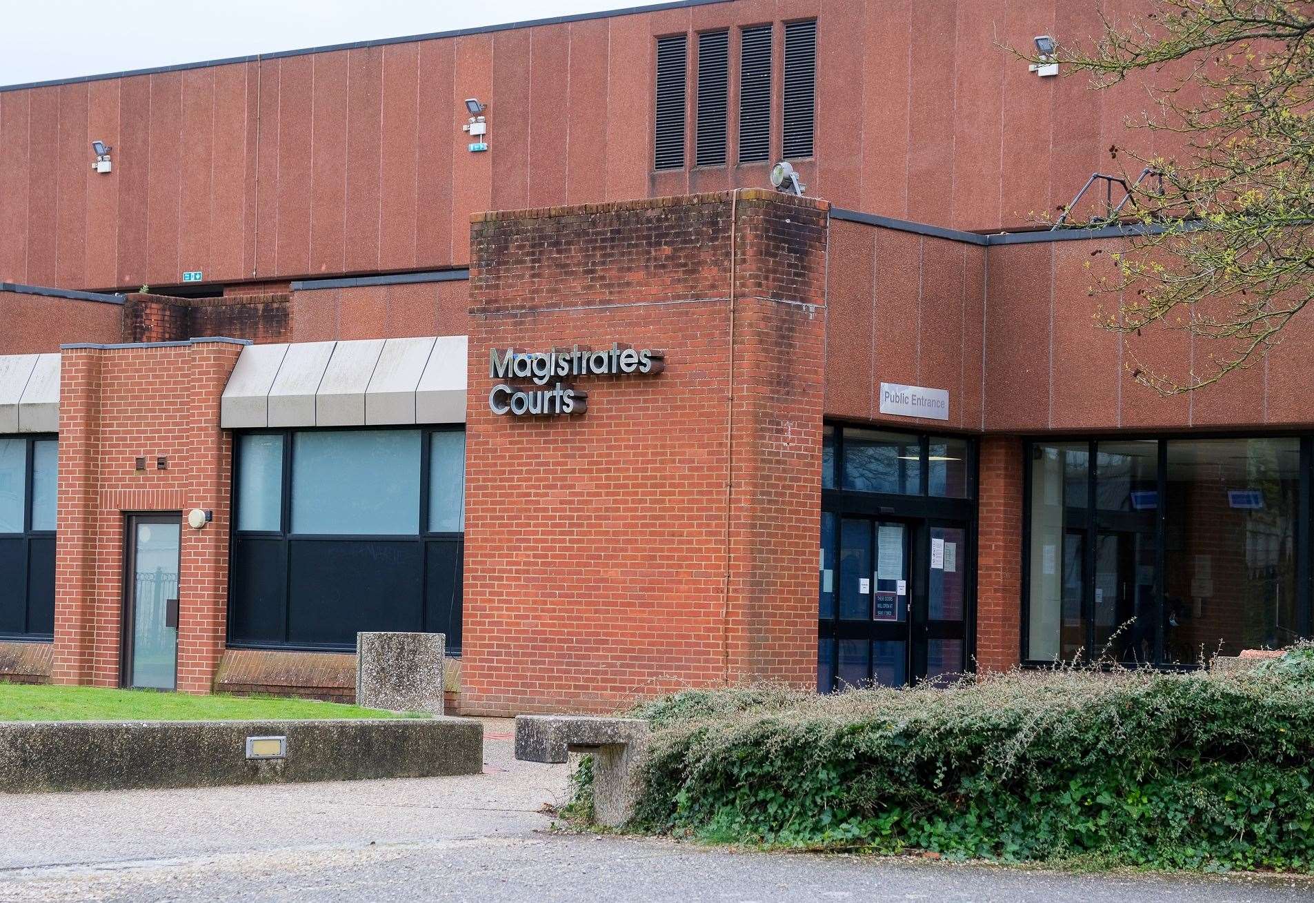 Reading Magistrates Courts