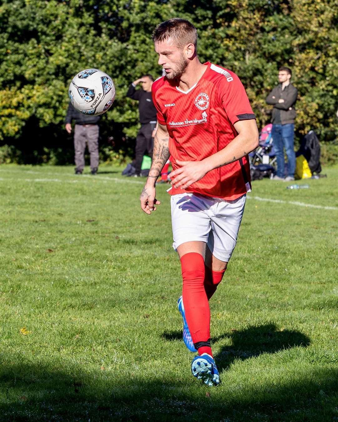 Kingsclere in action - Photo: Wilf Springer