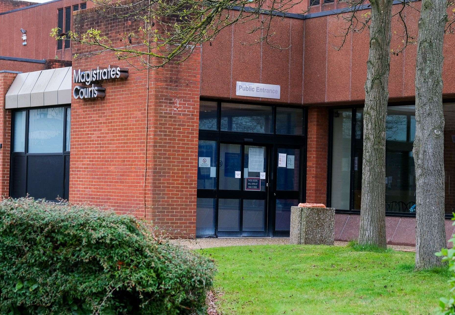 Reading Magistrates Courts