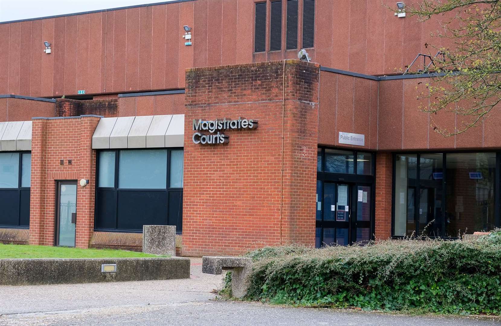 Reading Magistrates Courts