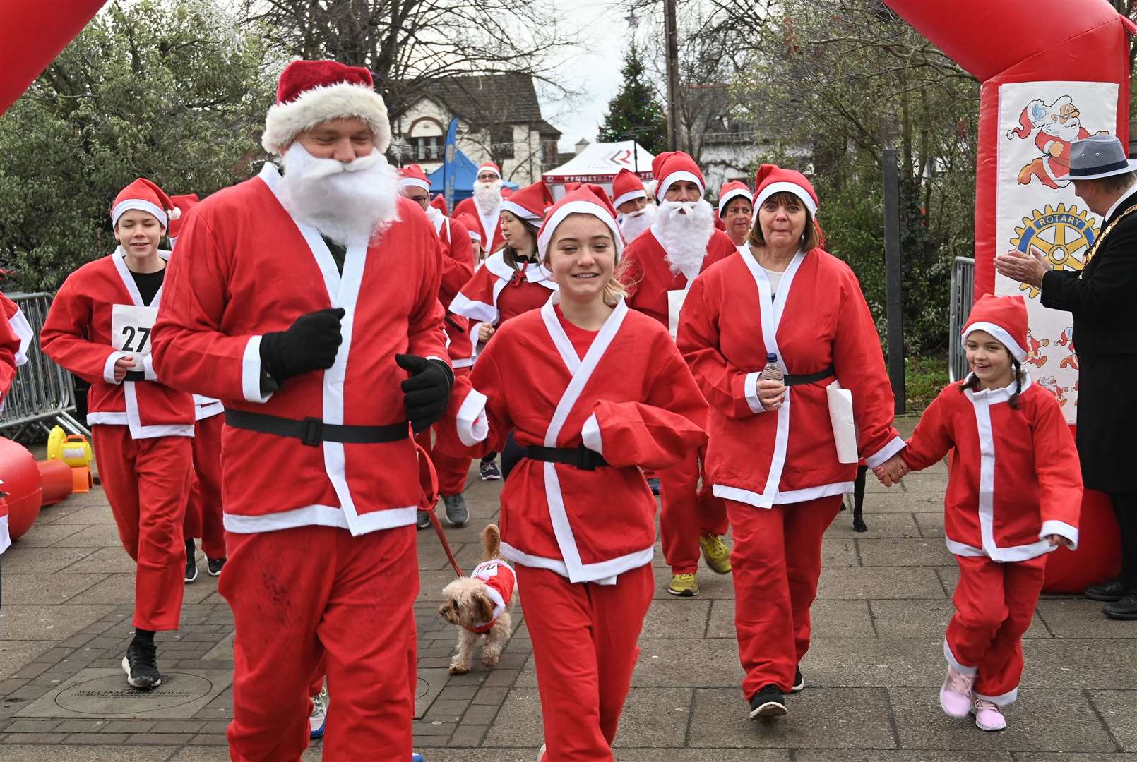 Santa's loose in The Broadway.