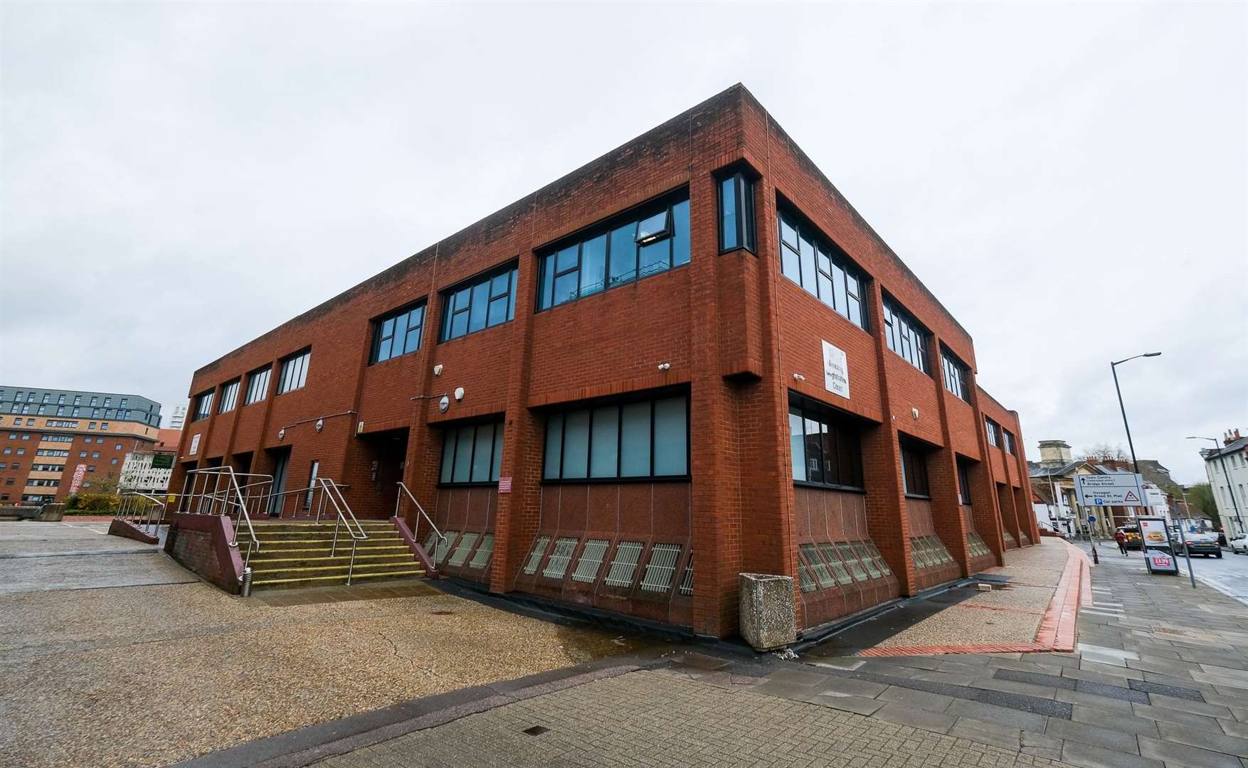 Reading Magistrates Courts