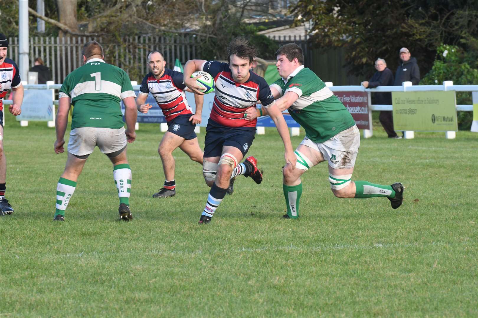 Try scorer Alex Du Sautoy breaks forward