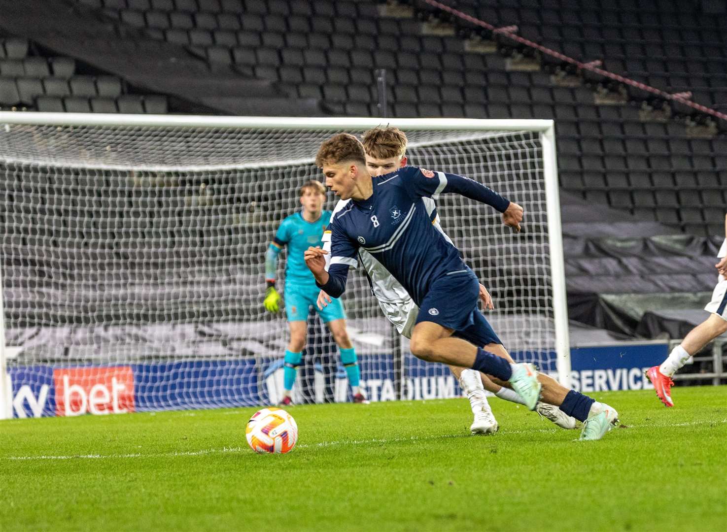 Bradfield College sixth former, Carter-Blue Bowdery, has been offered a professional contract by Reading