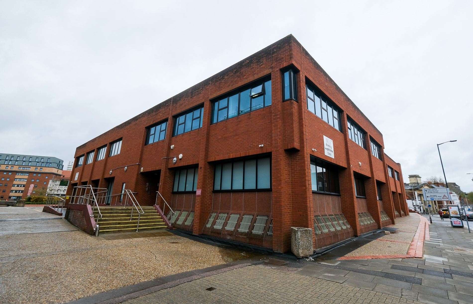 Reading Magistrates Courts