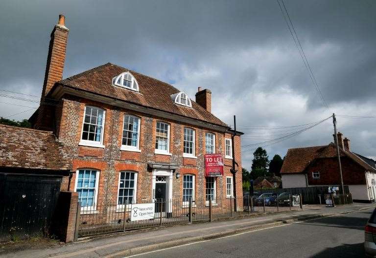 Kingsclere community one step closer to securing 24 Swan Street
