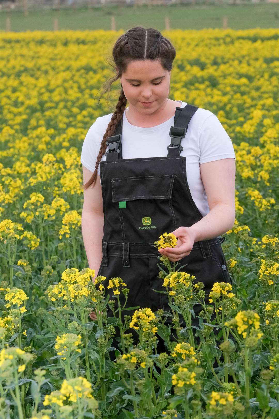 Out and About feature - Berkshire farm girl Eleanor Gilbert.Picture Phil Cannings. (47740441)