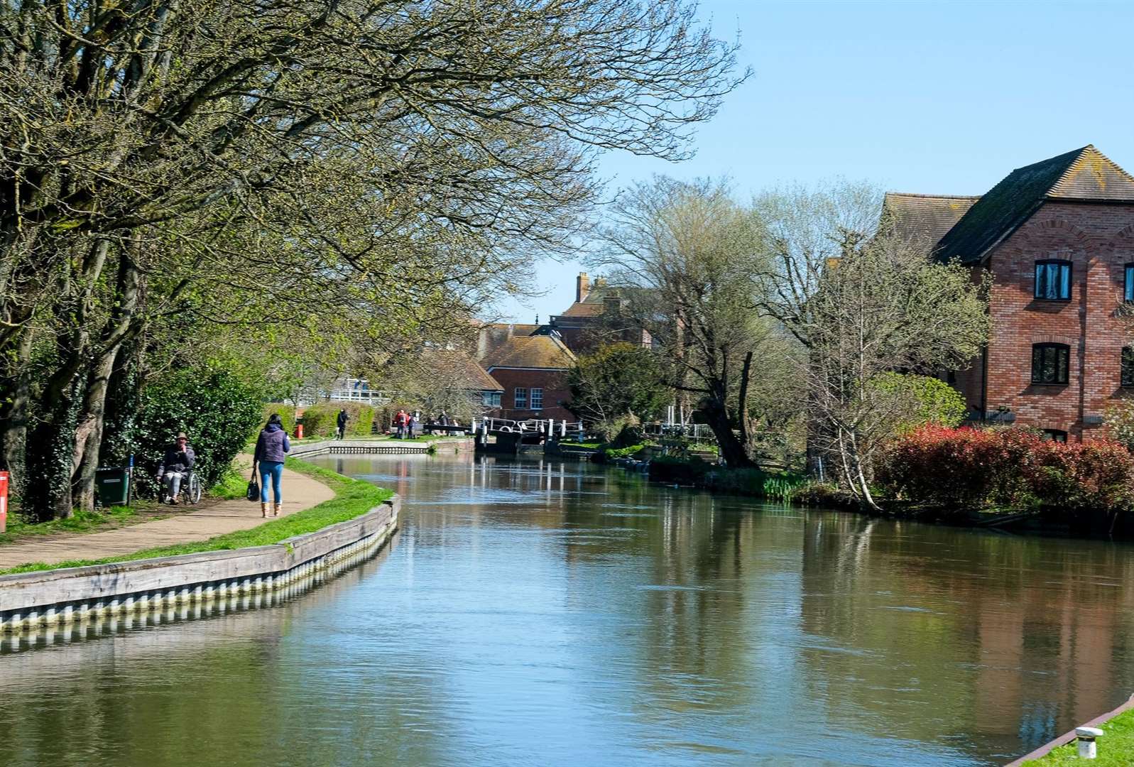 The Kennet and Avon canal in West Mills, Newbury