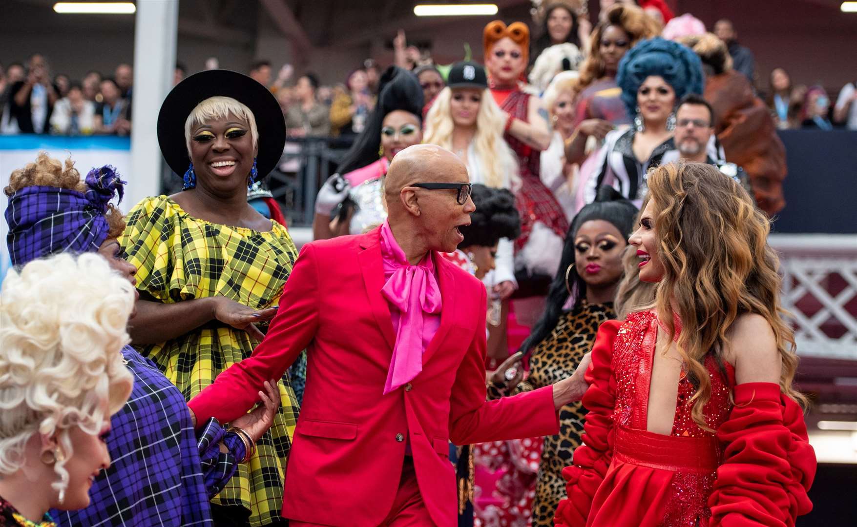 Queen of Drag… RuPaul with performers at DragCon UK