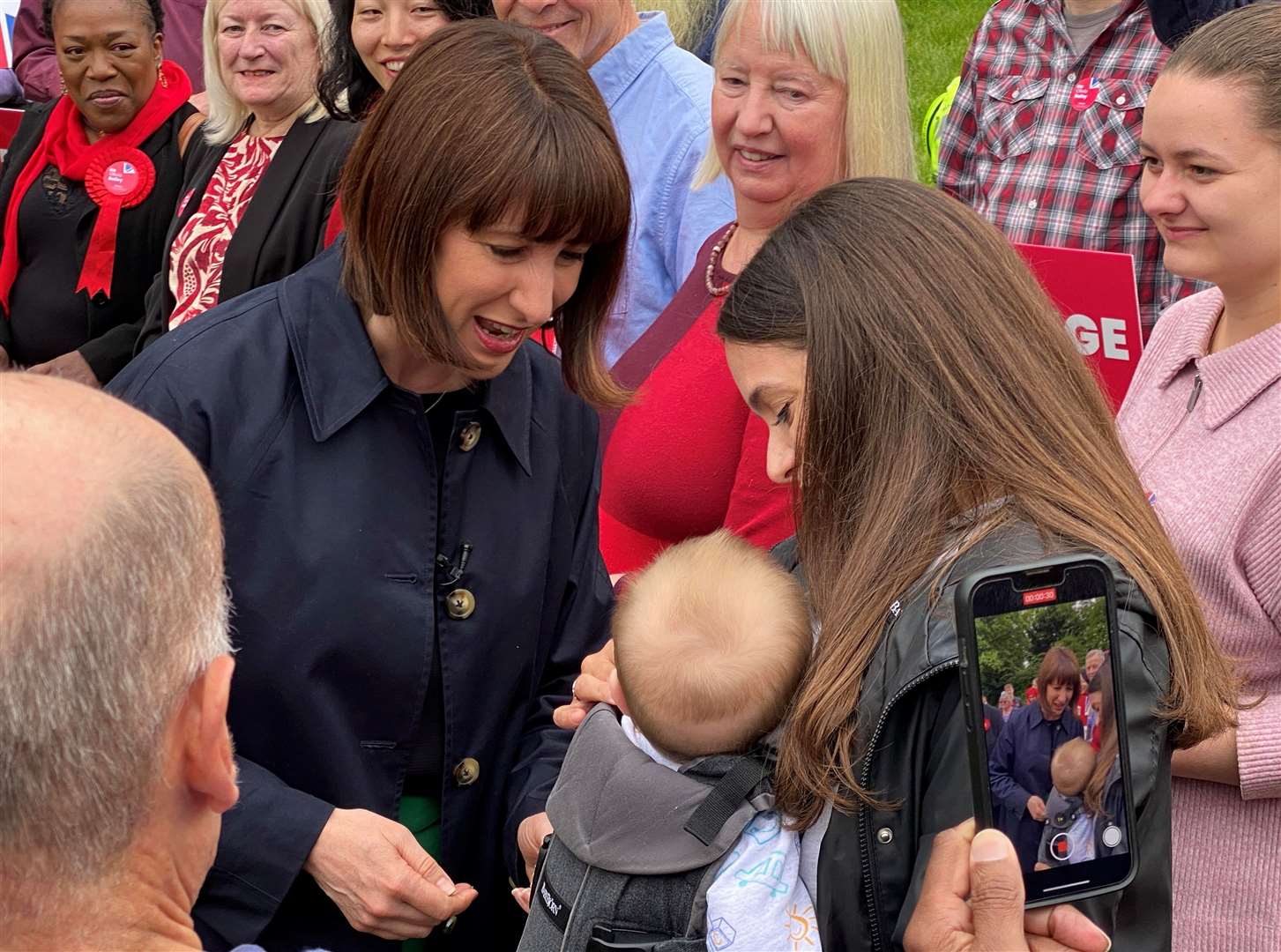 Rachel Reeves meets Labour supporters