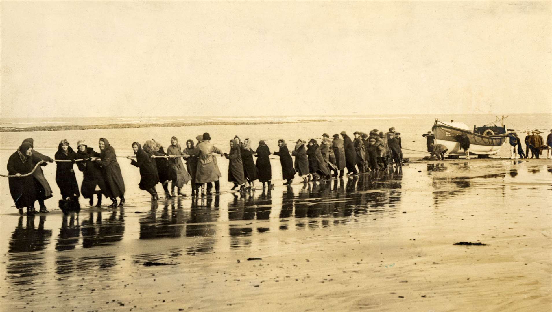 Teams of women launchers were once used to move the lifeboats. Image: RNLI.