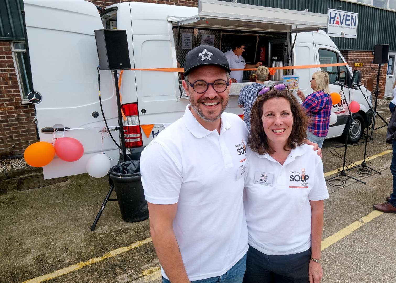 Will Young with Soup Kitchen founder Meryl Praill. ..Ref: 31-1221. (49809581)