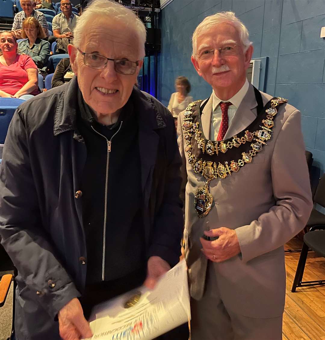 Doug Marsh was presented with a special award for dedication to horticulture within their community for his ongoing efforts to ensure high standards across Newbury