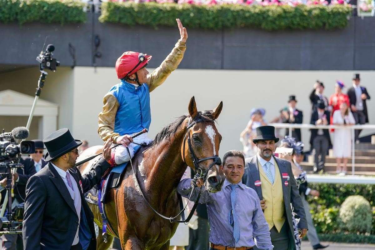Frankie Dettori and Courage Mon Ami after winning the Gold Cup. Picture by Megan Ridgwell